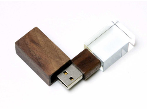 USB-флешка на 32 Гб прямоугольной формы, под гравировку 3D логотипа, материал стекло, с деревянным колпачком красного цвета, красный